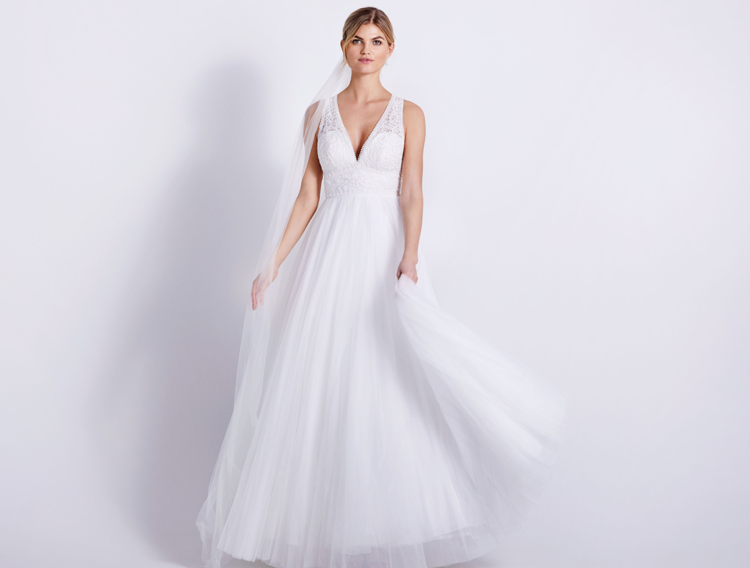 01 LILLY Brautkleider Kollektion Lilly 2023 08 4057 CR