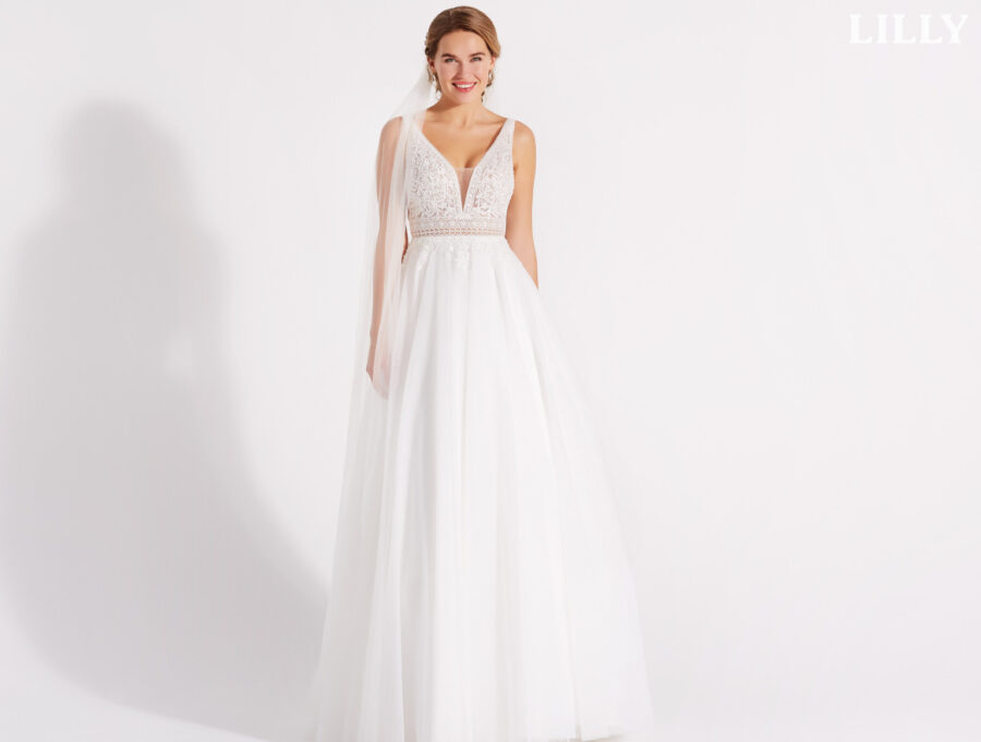 01-LILLY-Brautkleider-Kollektion-Lilly-2023-08-4116-CRT