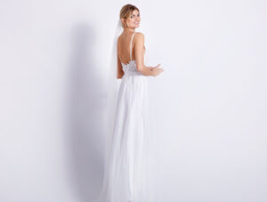 02-LILLY-Brautkleider-Kollektion-Lilly-2023-08-4060-CRT