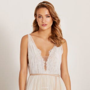 03-LILLY-Brautkleider-Kollektion-Lilly-2023-08-4327-NU