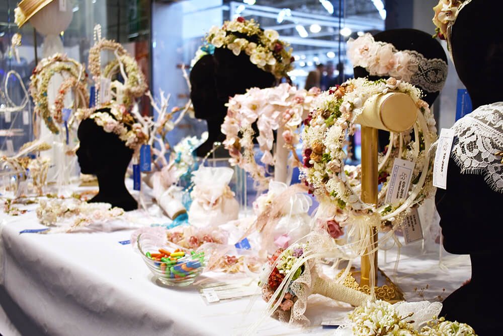 14 HOCHZEITde Ratgeber Aktuelles Barcelona Bridal Fashion Week haarschmuck DSC 0603 2018 05